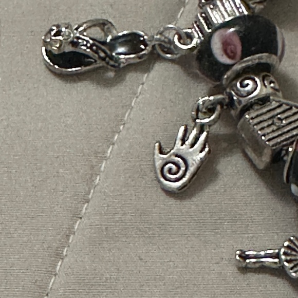 Handmade-NWOT- 925 SS plated charm bracelet, lamp work beads, & fun charms - Picture 11 of 14